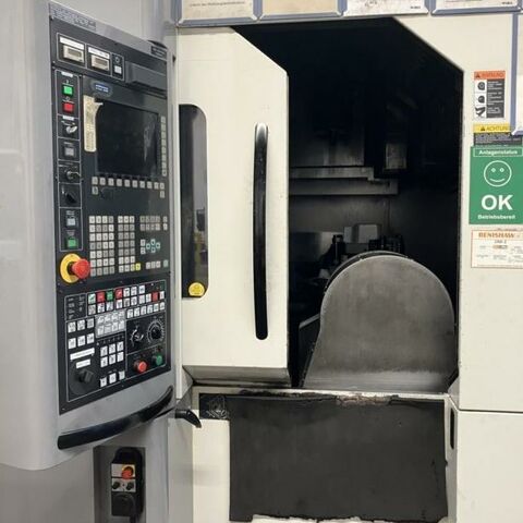 MATSUURA Cublex 63 840DI Siemens Metallbearbeitungsmaschinen Bearbeitungszentrum Bearbeitungszentrum  5 Achs 5 Achs Bearbeitungszentrum mit Schwenk- Drehtisch. Steuerung Siemens 840DI.
Maschine wird mit einem umfangreichen Ersatzteilpaket geliefert. Die Maschine
hat IKZ und eine Absaugung. Japan