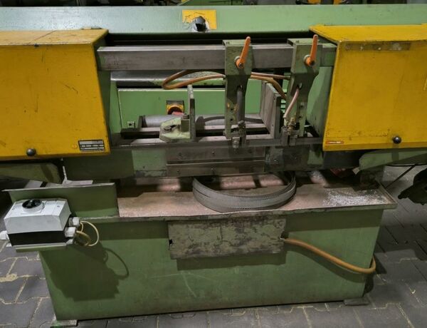 BAUER S 260  Metal Processing Saws Bandsaw - Horizontal Vice can be adjusted for angle cutting. Germany