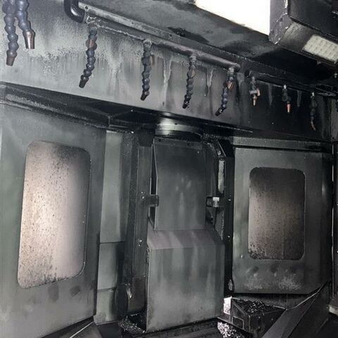 MATSUURA Cublex 63 840DI Siemens Metallbearbeitungsmaschinen Bearbeitungszentrum Bearbeitungszentrum  5 Achs 5 Achs Bearbeitungszentrum mit Schwenk- Drehtisch. Steuerung Siemens 840DI.
Maschine wird mit einem umfangreichen Ersatzteilpaket geliefert. Die Maschine
hat IKZ und eine Absaugung. Japan