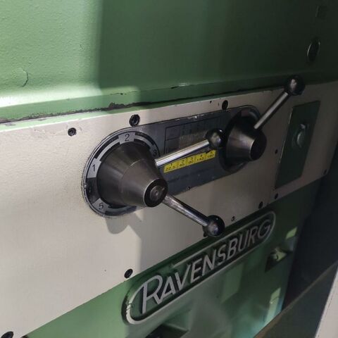 RAVENSBURG P 20/I S 840 D Metal Processing Lathes Facing Lathe Machine was reconditioned and modernized in 2015 with Siemens 840 D CNC
control. Originaly it was built in 1980. Germany