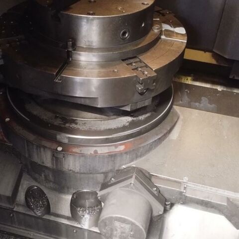 MAZAK INTEGREX E 1060V6 640MPlus Metallbearbeitungsmaschinen Fräsmaschinen Bearbeitungszentrum - Universal Fräs- und Drehzentrum mit 5 gesteuerten Achsen. Steuerung: Mazatrol 640 MPlus.
Maschine ist mit IKZ mit Nebelabsaugung und ist vorbereitet für Renishaw OMP. Japan