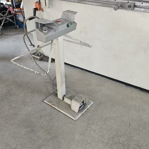 LVD PPBL 135/30  Metal Processing Sheet metal working / shaeres / bending Hydr. pressbrake  Belgium