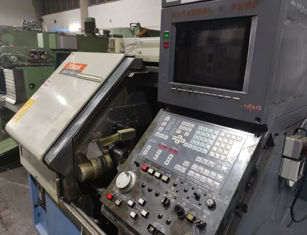 Mazak Quick Turn 10 Mazatrol T-Plus Metal Processing Lathes CNC Lathe Machine has a Mazatrol T Plus control and no tail stock. Japan