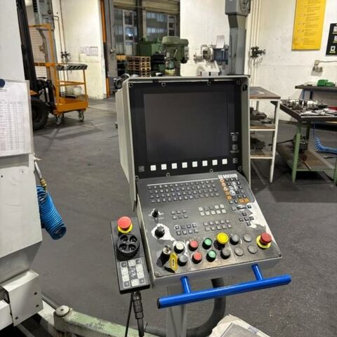 MIKRON UME 710/900  Metal Processing Milling machines Universal Milling Machine CNC milling machine with Heidenhain TNC 407 Control. Germany
