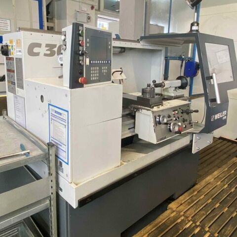 WEILER C 30  Metal Processing Lathes Center Lathe Conventional Servo driven machine with accessories. Germany