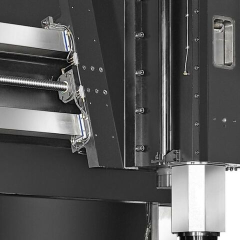 Wirths VTM 1600 CNC(C) Fanuc 0i-D Metallbearbeitungsmaschinen Drehmaschinen Karusselldrehmaschine - Einständer Bei dieser Maschine handelt es sich um eine Neumaschine mit (C) oder ohne
Frässpindel (Preis ohne angetriebene Werkzeugpositionen). Die Maschine wird mit
vollem Service und Gewährleistungsumfang durch die Wirths GmbH angeboten.
Steuerung: Fanuc 0i-D.
Maschine wird mit Einhausung und 12/18 (C) Positionen automatischem
Werkzeugwechsler geliefert. Taiwan