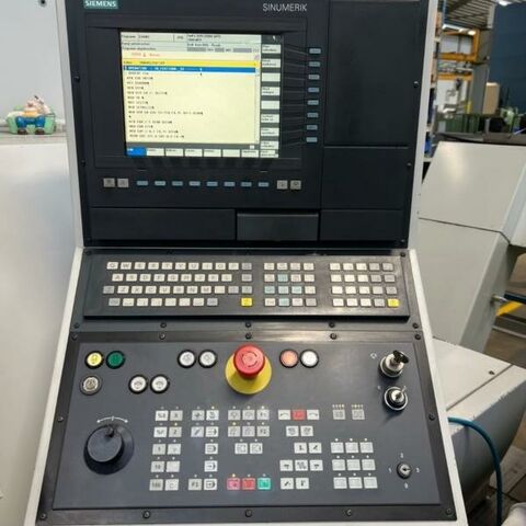GILDEMEISTER TWIN 65 Siemens 840 D Metallbearbeitungsmaschinen Drehmaschinen CNC Dreh- und Fräszentrum Ausstattung:
CNC Steuerung Siemens 840 D.
2 x 12-fach Revolver, alle Positionen angetrieben (Drehzahlen 30-6000 U/min.,
3,8/2,1 kW)
Y-Achse
Bandfilteranlage
Stangenlader
Gegenspindel
Späneförderer Deutschland