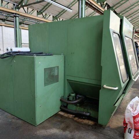 DECKEL FP4 CC/T CNC  Metal Processing Milling machines Universal Milling Machine CNC milling machine with Dialog 11 control, housing arround working area,
rotary table as a 4th axe and ATC with 40 Positions. Machine has been
refurbished by FPS in 2010. Germany