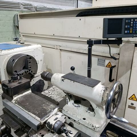 HEYLIGENSTAEDT 260 EV/1250  Metal Processing Lathes Sliding bed lathe Machine has a 4 position toolholder with quick change device and DRO. Germany
