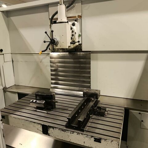 MIKRON UME 710/900  Metal Processing Milling machines Universal Milling Machine CNC milling machine with Heidenhain TNC 407 Control. Germany