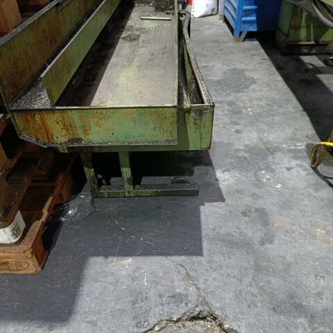 TOS GALANTA SUIL 40 x 1000  Metallbearbeitungsmaschinen Drehmaschinen Spitzendrehmaschine Mit Futter, Multifix und Digitalanzeige. Tschechien