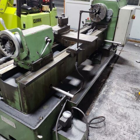 TONGIL TIPL5-530x1550  Metal Processing Lathes Center Lathe With Multifix holder and chuck. Taiwan
