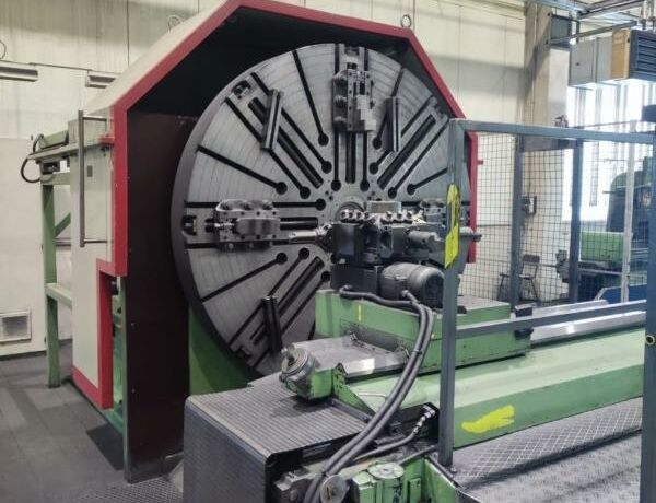 RAVENSBURG P 20/I S 840 D Metal Processing Lathes Facing Lathe Machine was reconditioned and modernized in 2015 with Siemens 840 D CNC
control. Originaly it was built in 1980. Germany