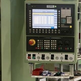 EMAG VSC 400 S 840 DSL Metallbearbeitungsmaschinen Drehmaschinen Vertikaldrehmaschine Maschine wird ohne Futter aber mit 12 Werkzeughalter, Aufnahme Capto 5,
angeboten. Deutschland