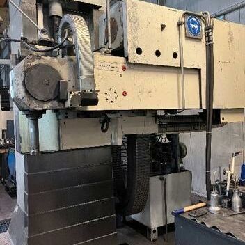 KEKEISEN UBF 2500/15 Heidenhain Metal Processing Milling machines Bed Type Milling Machine - Universal Machine has a rotary table which is a 4th axes of the CNC control. The
orthogonal milling head is swivable in 1° steps. Germany