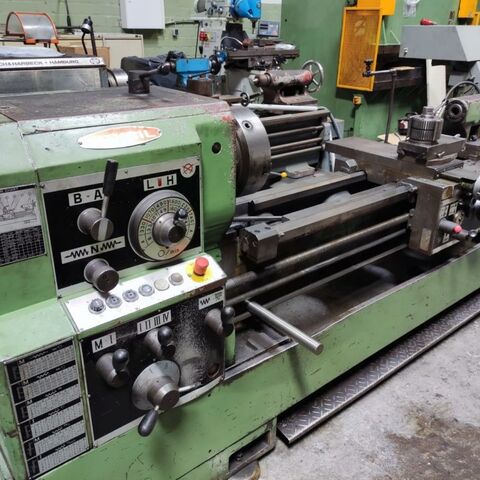 TONGIL TIPL5-530x1550  Metal Processing Lathes Center Lathe With Multifix holder and chuck. Taiwan
