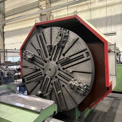 RAVENSBURG P 20/I S 840 D Metal Processing Lathes Facing Lathe Machine was reconditioned and modernized in 2015 with Siemens 840 D CNC
control. Originaly it was built in 1980. Germany