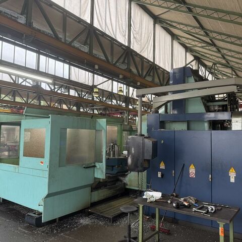 SACHMAN TRT 314 HS TNC 430 B Metal Processing Milling machines Bed Type Milling Machine - Universal control: Heidenhain TNC 430 B digital. Machine has 6 axes controled, X/Y/Z, C-
axe table rotation and A/B axes for universal head. Machine has a 40 position
ATC, cooling through spindle, a chip conveyor, an adaptable high speed spindle
(30.000 rpm) and two pallets in the pallet changer. Machine in program 22.347
hours. Italy