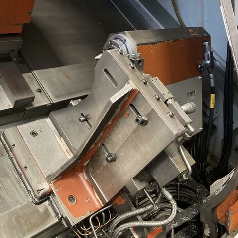 EMCO (PADOVANI) EMCOTURN 500MC 840 D Siemens Metallbearbeitungsmaschinen Drehmaschinen CNC Drehmaschine Hat einen 12 fach Revolver, Reitstock und Lünette. Italien