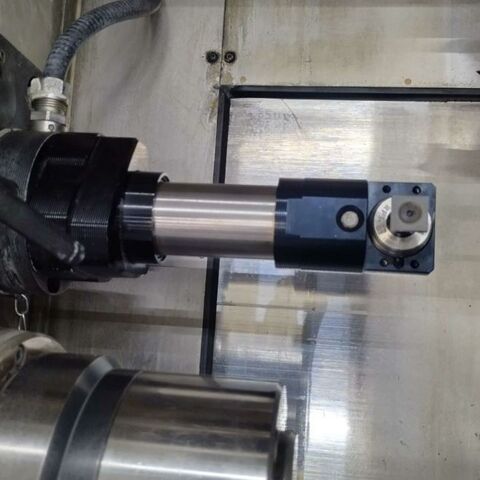 SPINNER SB-CNC 810D Siemens Metallbearbeitungsmaschinen Drehmaschinen CNC Drehmaschine Maschine hat keine angetriebene Werkzeuge und keinen Reitstock. Deutschland