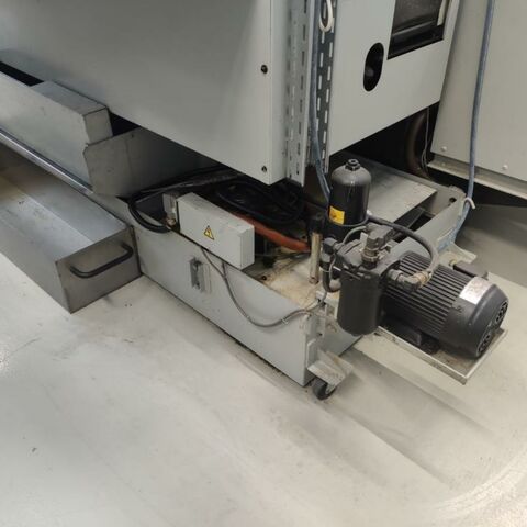 HITACHI-SEIKI VS 50 18 M Fanuc Metal Processing Milling machines milling machining centers - vertical Vertical machining center with Fanuc 18M control, cooling through spindle, ATC
for ISO 40 tool holders and many holders. Japan