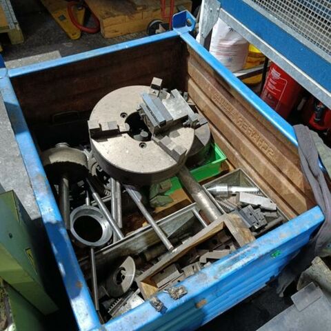 TOS GALANTA SUIL 40 x 1000  Metallbearbeitungsmaschinen Drehmaschinen Spitzendrehmaschine Mit Futter, Multifix und Digitalanzeige. Tschechien