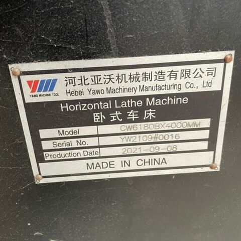 YAW MACHINE TOOL CW800B x 4000  Metallbearbeitungsmaschinen Drehmaschinen Spitzendrehmaschine Mit 4- fach Stahlhalter, Planscheibe mit Futterschutz, Lünette und
Digitalanzeige China