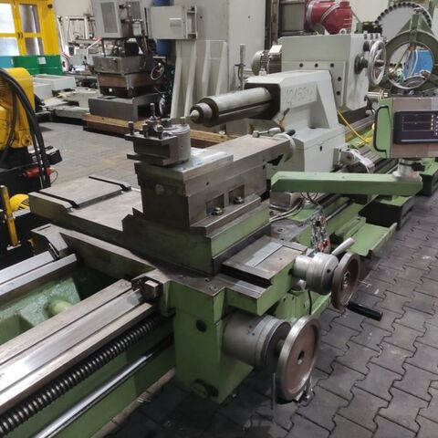 POREBA TPK 90/5000  Metal Processing Lathes Center Lathe Machine has a steady, Multifix toolholder, 3 jaw chuck, faceplate, rapid feed
motor, DRO and tailstock with deep boring arrangement. Extension bridge of bed Poland