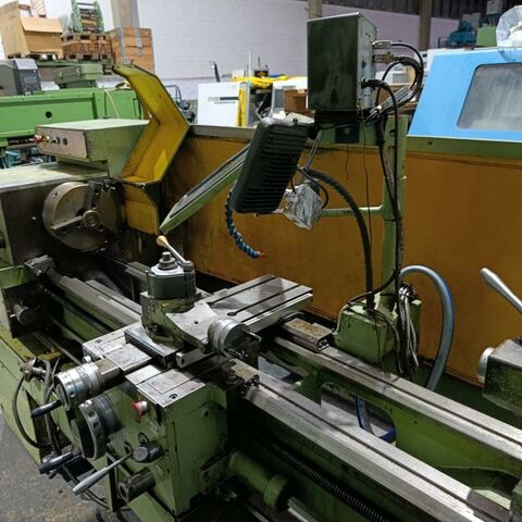 TOS GALANTA SUIL 40 x 1000  Metallbearbeitungsmaschinen Drehmaschinen Spitzendrehmaschine Mit Futter, Multifix und Digitalanzeige. Tschechien