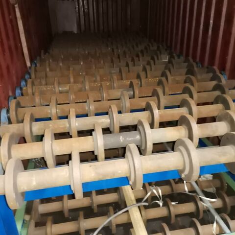 NN NN  Other Accessories for Machine Tools Other accessories for machine tools Roller-Type Feed Unit 4 table segments each 3 m long and 2 m wide. Rolls are supported by roller
bearings. Germany