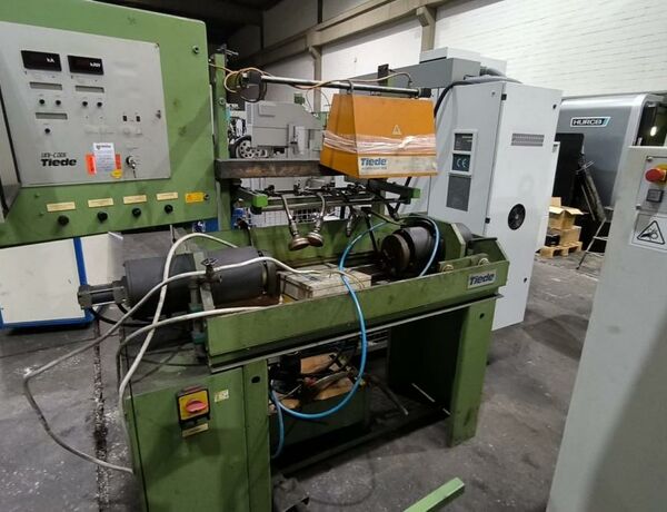 TIEDE Universal 600 WE  Sonstige Metallbearbeitungsmaschinen Sonstige Maschinen Rißprüfmaschine Mit Tiede UV Superleuchte 400 W Deutschland