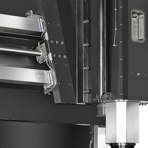 Wirths VTM 1200 CNC(C) Fanuc 0i-D Metallbearbeitungsmaschinen Drehmaschinen Karusselldrehmaschine - Einständer Bei dieser Maschine handelt es sich um eine Neumaschine mit (C) oder ohne
Frässpindel (Preis ist ohne). Die Maschine wird mit vollem Service und
Gewährleistungsumfang durch die Wirths GmbH angeboten.
Steuerung: Fanuc 0i-D.Maschine wird mit Einhausung und 12/18 (C) Positionen
automatischem Werkzeugwechsler geliefert. Taiwan