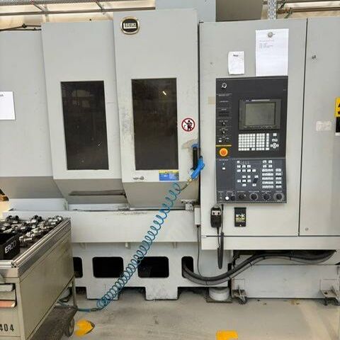 HITACHI-SEIKI VS 50 18 M Fanuc Metal Processing Milling machines milling machining centers - vertical Vertical machining center with Fanuc 18M control, cooling through spindle, ATC
for ISO 40 tool holders and many holders. Japan