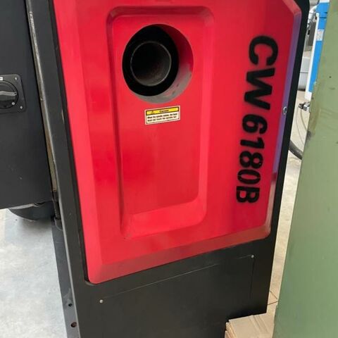 YAW MACHINE TOOL CW800B x 4000  Metallbearbeitungsmaschinen Drehmaschinen Spitzendrehmaschine Mit 4- fach Stahlhalter, Planscheibe mit Futterschutz, Lünette und
Digitalanzeige China