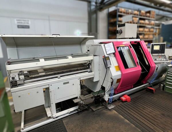 GILDEMEISTER TWIN 65 Siemens 840 D Metallbearbeitungsmaschinen Drehmaschinen CNC Dreh- und Fräszentrum Ausstattung:
CNC Steuerung Siemens 840 D.
2 x 12-fach Revolver, alle Positionen angetrieben (Drehzahlen 30-6000 U/min.,
3,8/2,1 kW)
Y-Achse
Bandfilteranlage
Stangenlader
Gegenspindel
Späneförderer Deutschland