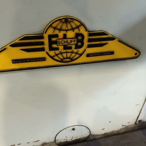 ELB SWDE 012 NPC-K  Metal Processing Grinding machines Surface Grinding Machine - Horizontal Machine was complete refurbished and modernized in 2009/23. X-axe and drive
were refurbished in 2023 and the machine got new magnetic chucks.
Machine has cooling arrangement, dressing arrangement and auto. vert. feed.
Machine has mechanical table drive and a Siemens Control. Germany