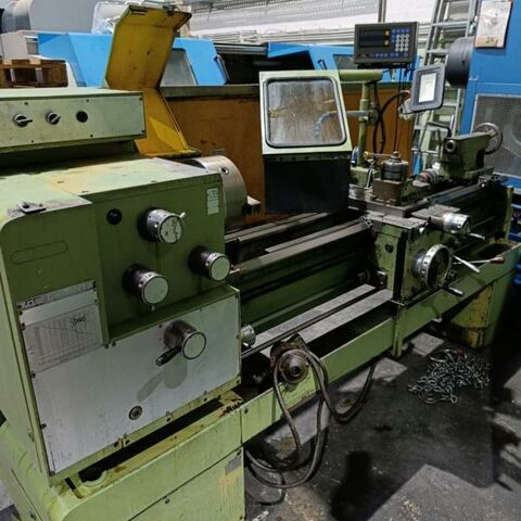 TOS GALANTA SUIL 40 x 1000  Metallbearbeitungsmaschinen Drehmaschinen Spitzendrehmaschine Mit Futter, Multifix und Digitalanzeige. Tschechien