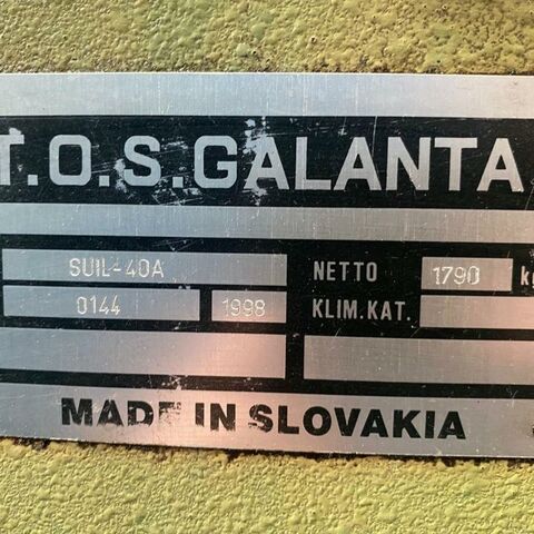 TOS GALANTA SUIL 40 x 1000  Metal Processing Lathes Center Lathe With chuck, Multifix toolholder and digital readout. Czech Republic