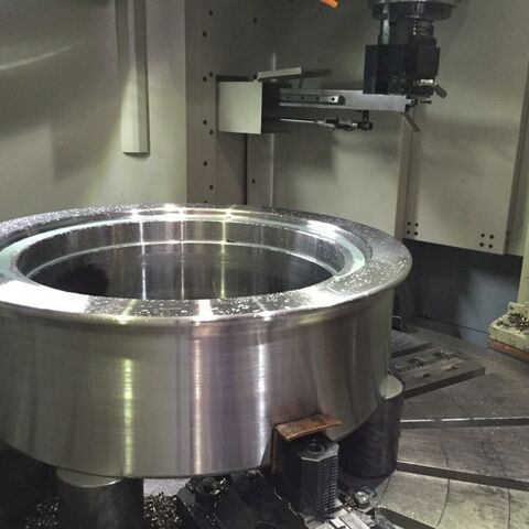 Wirths VTM 1600 CNC(C) Fanuc 0i-D Metallbearbeitungsmaschinen Drehmaschinen Karusselldrehmaschine - Einständer Bei dieser Maschine handelt es sich um eine Neumaschine mit (C) oder ohne
Frässpindel (Preis ohne angetriebene Werkzeugpositionen). Die Maschine wird mit
vollem Service und Gewährleistungsumfang durch die Wirths GmbH angeboten.
Steuerung: Fanuc 0i-D.
Maschine wird mit Einhausung und 12/18 (C) Positionen automatischem
Werkzeugwechsler geliefert. Taiwan