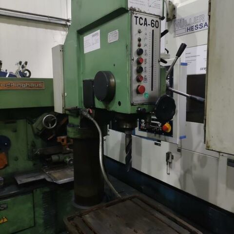 ERLO TCA 60  Metallbearbeitungsmaschinen Bohrwerke / Bearbeitungszentren / Bohrmaschinen Bohrmaschine Säulenbohrmaschine mit automatischem Vorschub. Deutschland