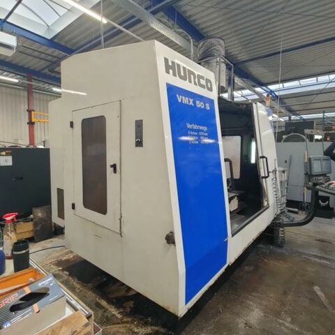 HURCO VMX 50  Metal Processing Milling machines milling machining centers - vertical Control: Hurco Ultimax. Machine has an additional 4th horizontal turning axe. Taiwan