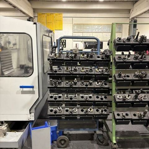 MIKRON UME 710/900  Metal Processing Milling machines Universal Milling Machine CNC milling machine with Heidenhain TNC 407 Control. Germany