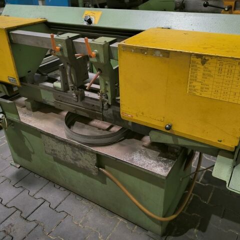 BAUER S 260  Metal Processing Saws Bandsaw - Horizontal Vice can be adjusted for angle cutting. Germany